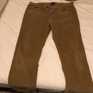 Mens gap corduroy pants 33/32 straight fit